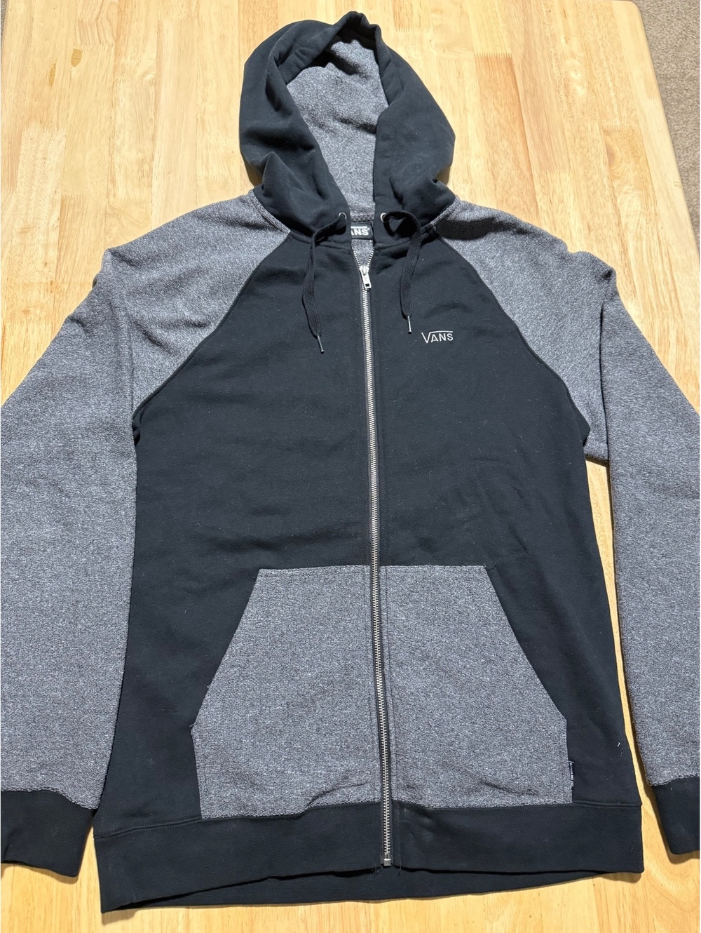Men’s Vans Black & Gray Full Zip Hoodie Large Raglan Sleeves